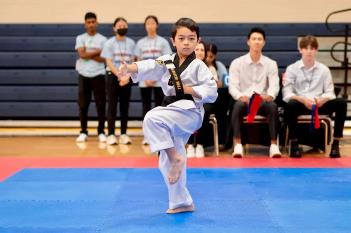 Leaders Taekwondo - Formerly known as Master Lim's World Champion TKD Cypress Picture 5