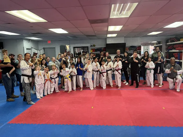 Cho's TaeKwonDo Academy Picture 10