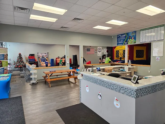 Momentum Karate & Fitness Picture 1