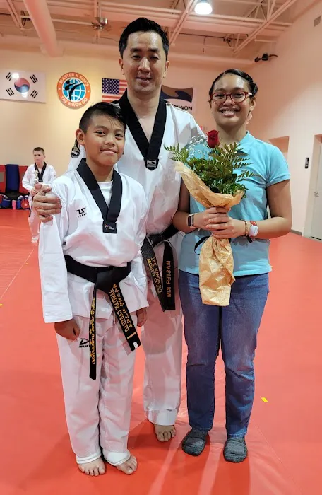 Master H Kim's World Class Tae Kwon Do Picture 3