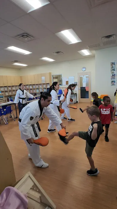 Golden Eagle Taekwondo Picture 3