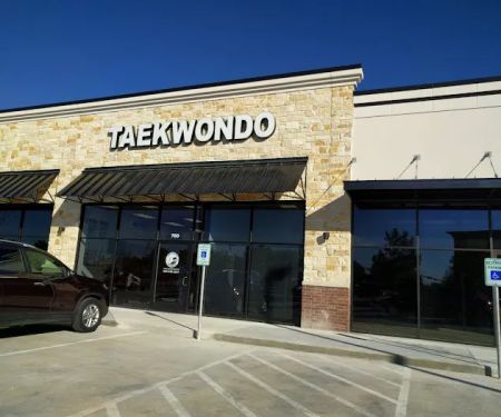 Leaders Taekwondo - Formerly known as Master Lee's World Champion TKD Cinco Ranch