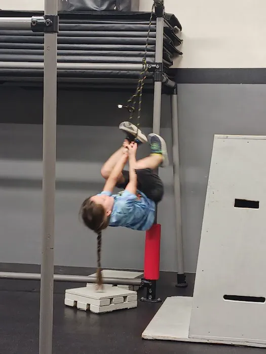 Believe Commit Achieve Parkour Picture 5
