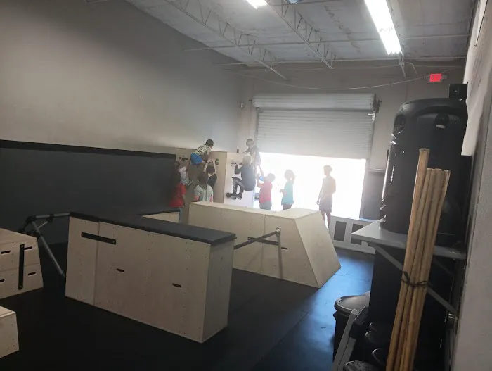Believe Commit Achieve Parkour Picture 9