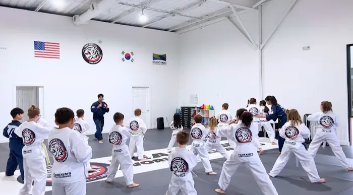 Team Kim's World Taekwondo Picture 6