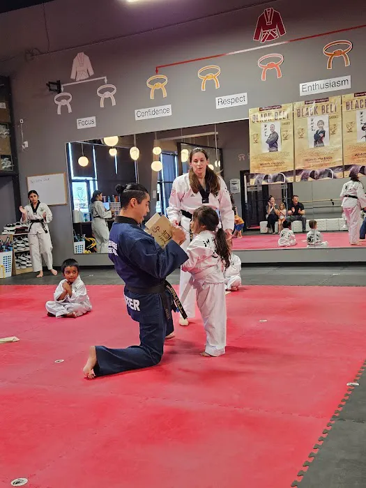 Golden Eagle Taekwondo Picture 1