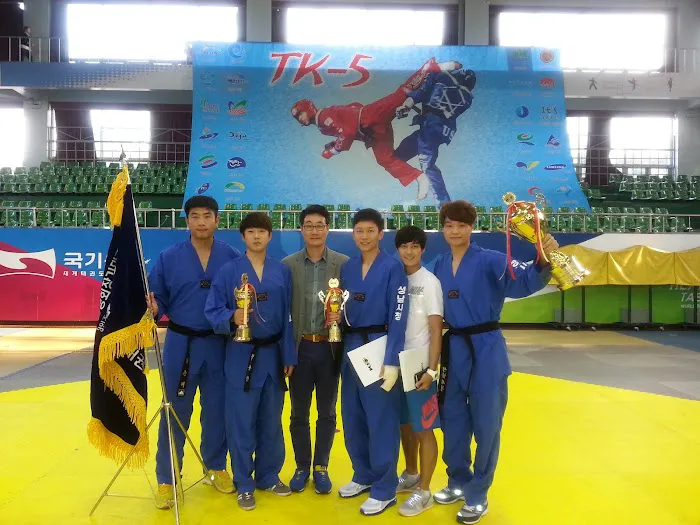 Kim's Olympic Martial Arts Picture 9