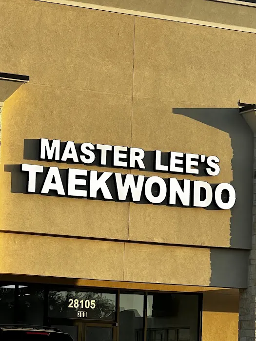 Leaders Taekwondo - Formerly know as Master Lee's World Champion TKD Firethorne Picture 2
