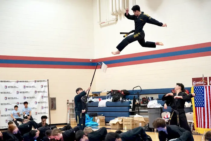 Leaders Taekwondo - Formerly know as Master Lee's World Champion TKD Firethorne Picture 7