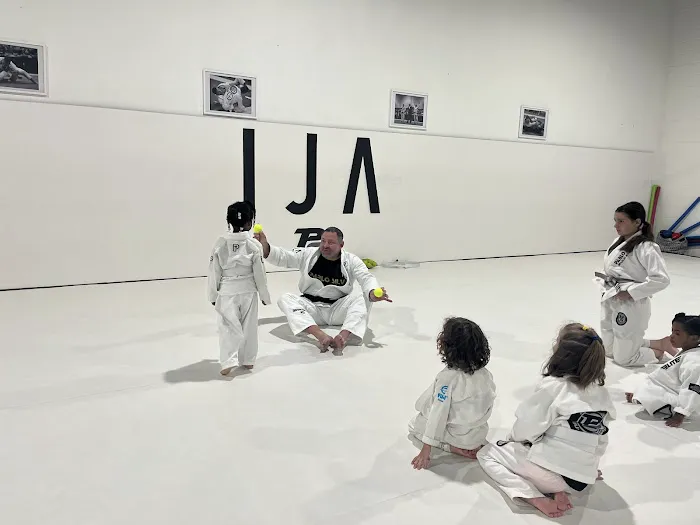 Infinitum Jiu Jitsu Academy Picture 7