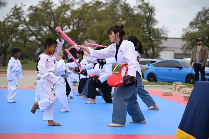 Master Lee's Academy of Taekwondo Picture 1