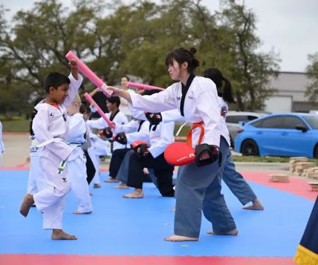 Master Lee's Academy of Taekwondo