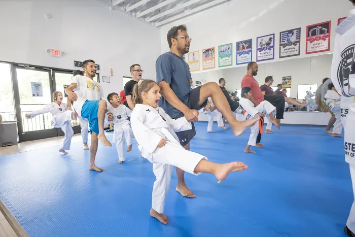 Master Lee's Academy of Taekwondo Picture 7