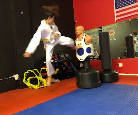 COLOSSAL TAEKWONDO