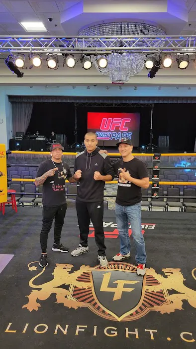 V-FIT HOUSE of CHAMPIONS Picture 2