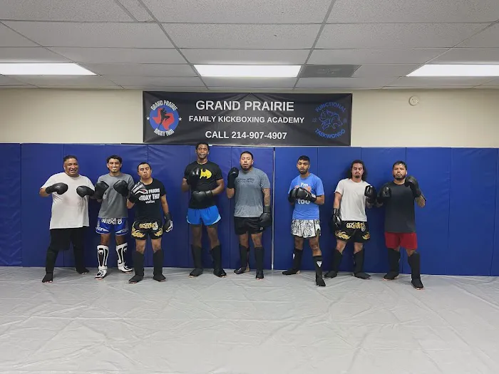 Grand Prairie Muay Thai & Kickboxing Picture 2