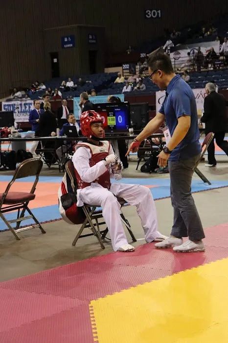 Chang Lee's Taekwondo and Fitness Picture 2