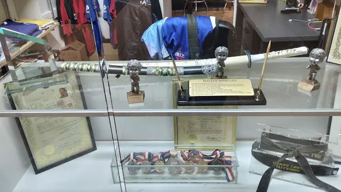 Chang Lee's Taekwondo and Fitness Picture 5