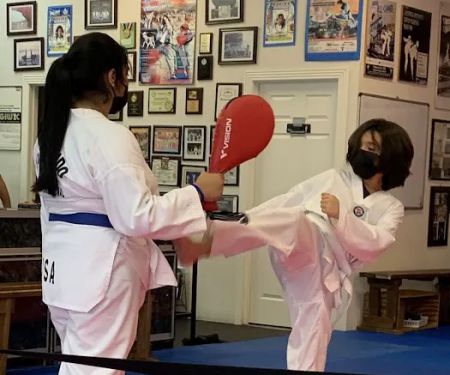 Lee's International Tae Kwon Do