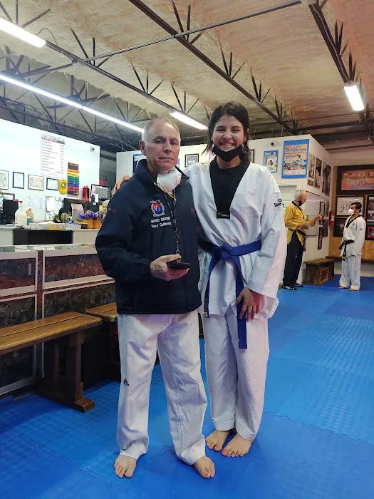 Lee's International Tae Kwon Do Picture 2