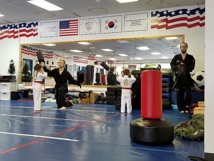 GARLAND ATA BLACK BELT ACADEMY Picture 1