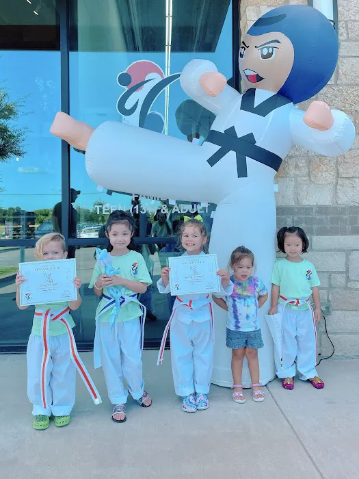 MASTER LEE'S TAEKWONDO - FORNEY, TX Picture 10