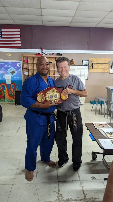 Zee's American Tae Kwon Do Picture 9