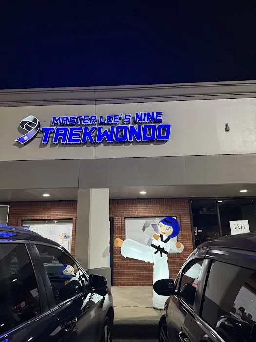 Master Lee's Nine Taekwondo Picture 1