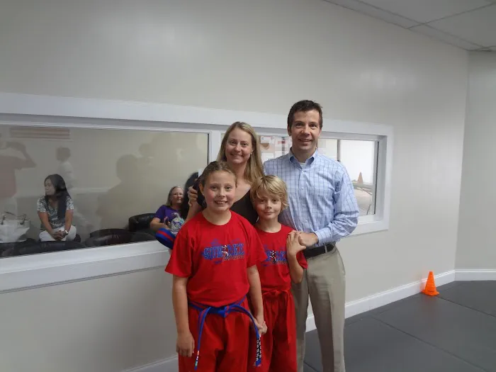 Sun Lee Taekwondo Picture 1