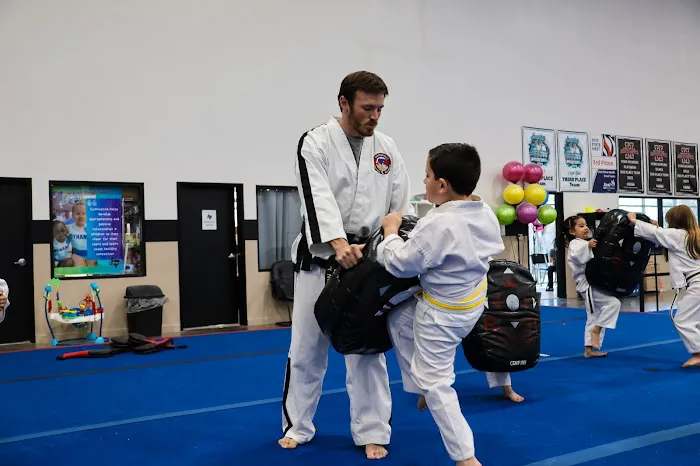 Young Fu: Martial Arts Fit for Kids Picture 2