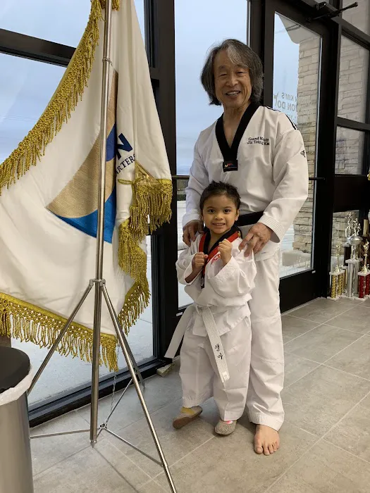 Dragon Kim's Taekwondo Picture 10