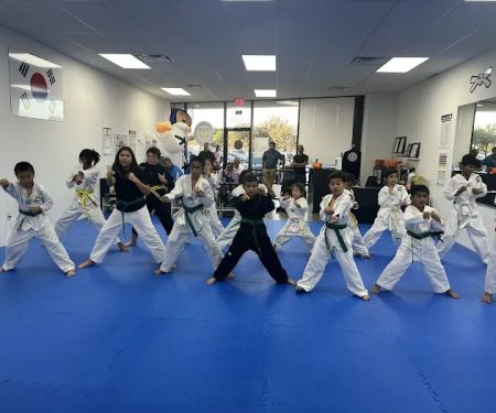 Master Kang's Evolve Taekwondo