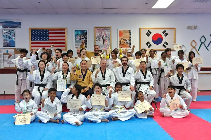 Lee's U.S. Tae Kwon Do - Martial Arts Plano Picture 10
