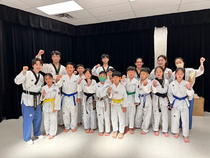 S J LEE TAEKWONDO Picture 5
