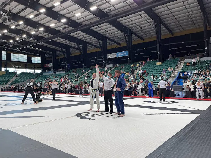 TBT GYM-TOTAL BODY TRAINING Picture 2