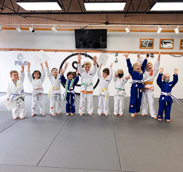 Grappler Station Picture 1