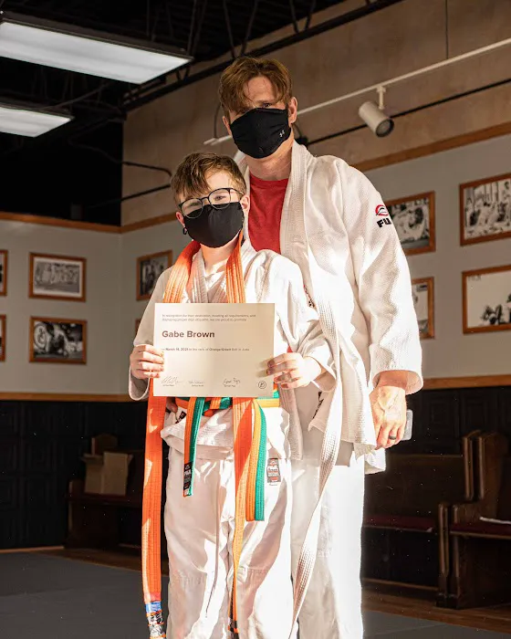 Grappler Station Picture 8