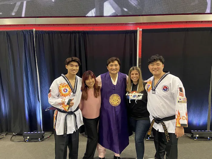 Lee's Champion Taekwondo Academy Picture 7