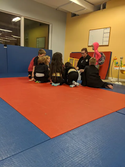 Sinking Moon School of Kung Fu Picture 1