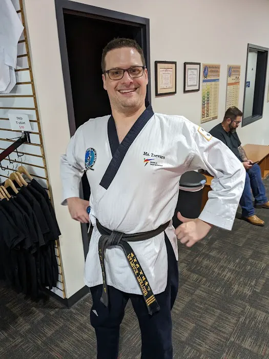 Master Kim's World Class Tae Kwon Do Picture 2