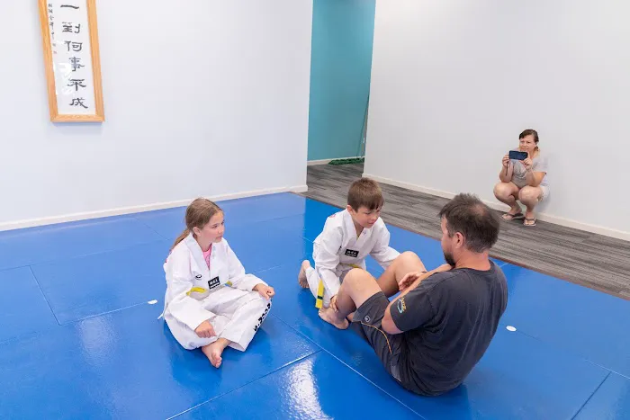 Master Moon's Tae Kwon Do Picture 4