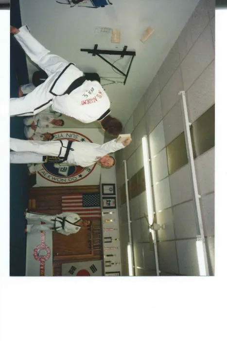 Sun Yi's Academy of Taekwondo Picture 3