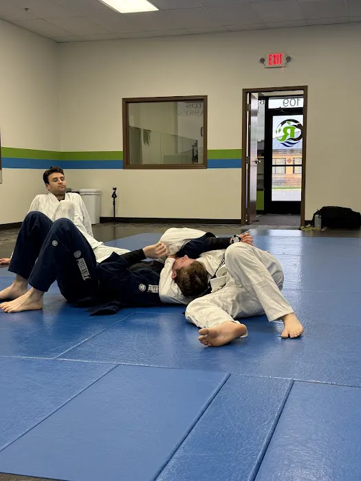 Roots Mixed Martial Arts Picture 5