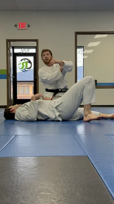 Roots Mixed Martial Arts Picture 10