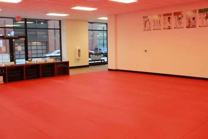 Master Yoo's World Champion Tae Kwon Do Picture 2