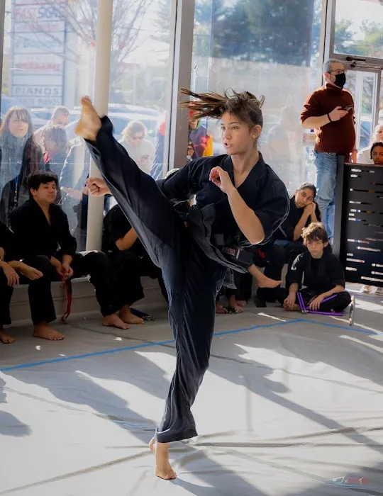 Amerikick West Linn Picture 6