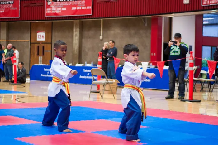 Master Shim's World Champion Tae Kwon Do Picture 9