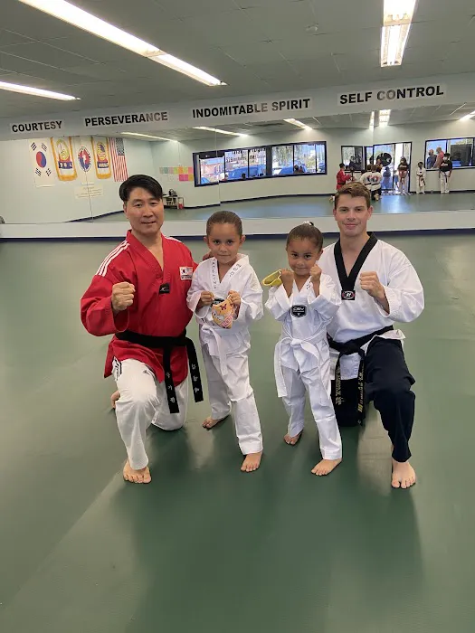 Master Kim's World Tae Kwon Do Picture 4