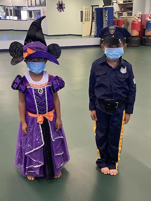 Master Kim's World Tae Kwon Do Picture 3