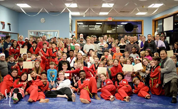 Master Kim's World Champion Taekwondo Picture 9